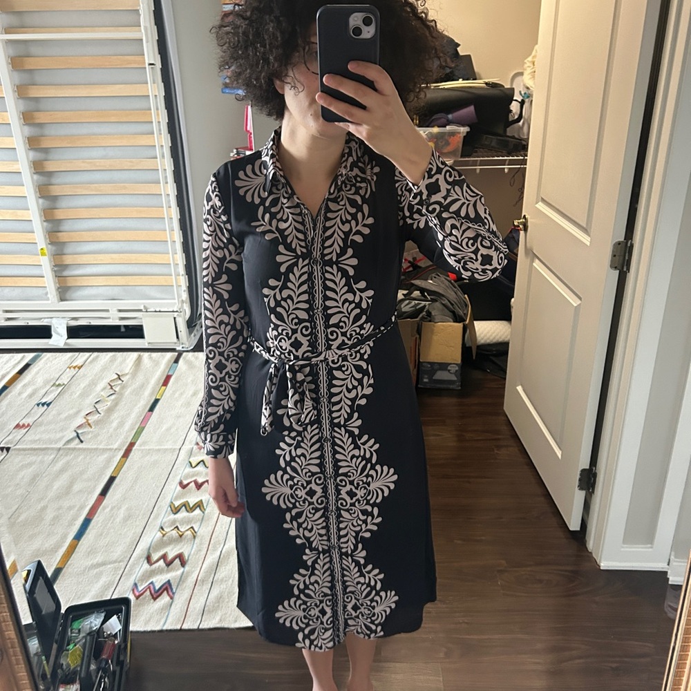 Elie Tahari Black and Cream Long Sleeve button up Dress